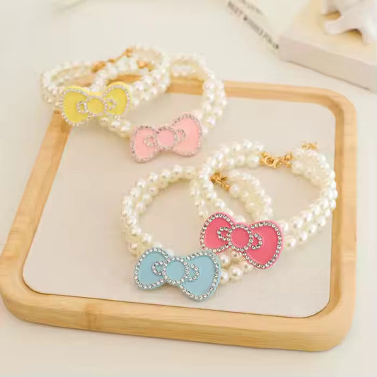 Bow Faux Pearl Necklace