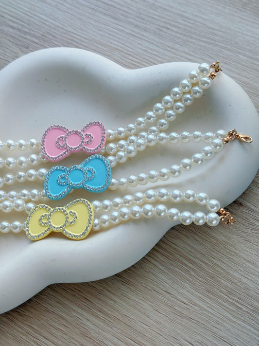 Bow Faux Pearl Necklace